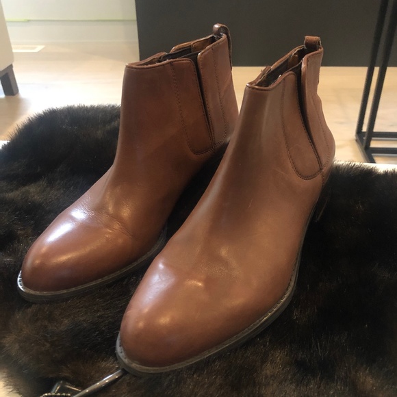 **SOLD***Leather Cognac Booties - Picture 1 of 6